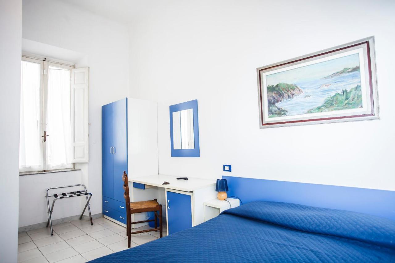 Hotel Rex Viareggio Bagian luar foto
