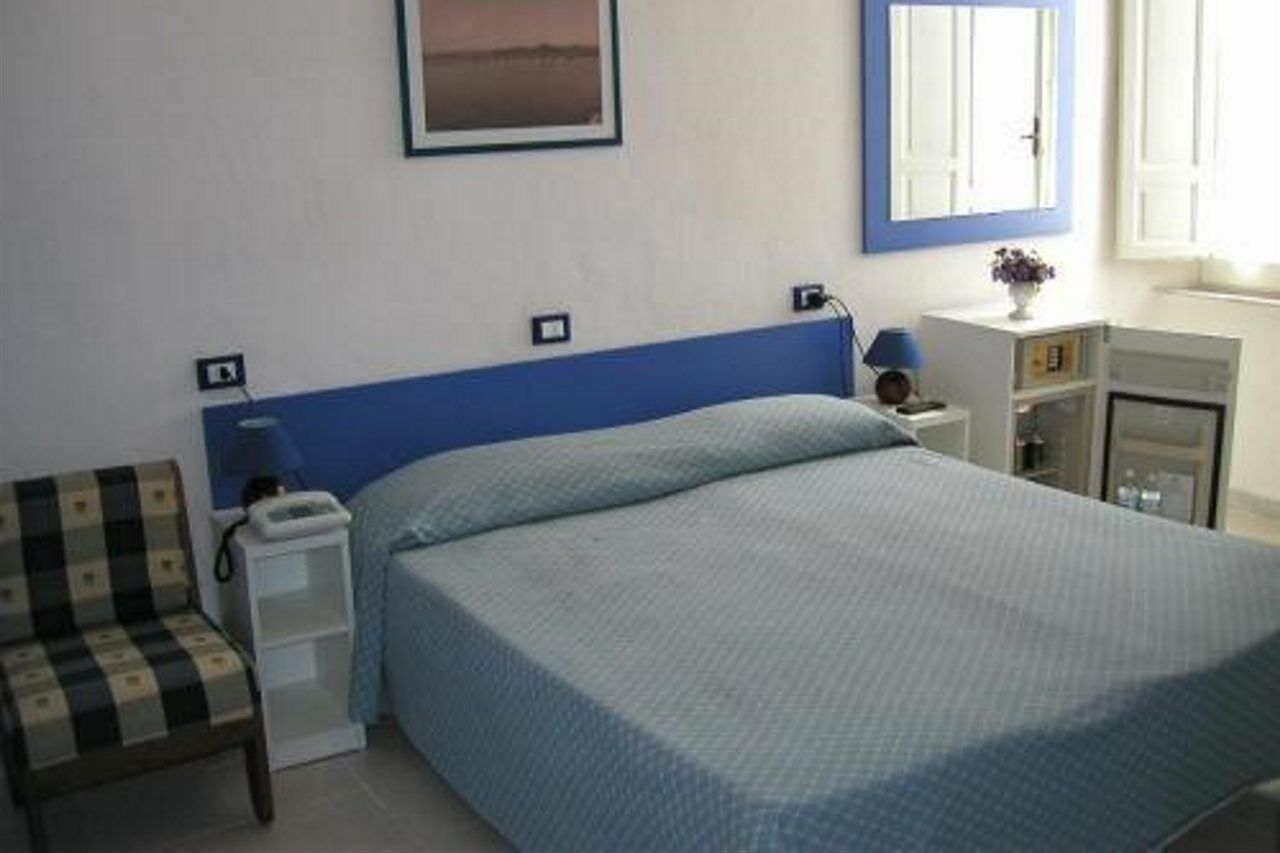 Hotel Rex Viareggio Bagian luar foto
